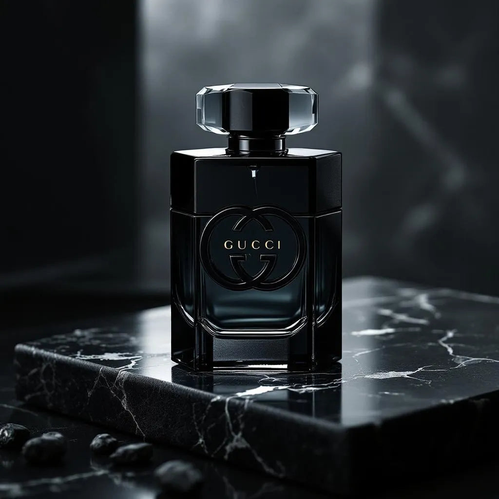 Parfum Gucci Guilty de Gucci - dualité épicée et florale, tenue 6-8h, sillage sensuel